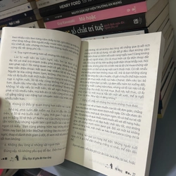 Sống thực tế giữa đời thực dụng 497087
