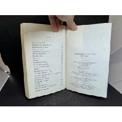 [Phiên Chợ Sách Cũ] Charlie Bone Lúc Nửa Đêm, 2011 - Jenny Nimmo S1108 SBM
