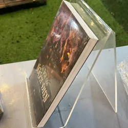 CỔ TÍCH CỦA NGƯỜI ĐIÊN 607531