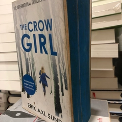 The Crow Girl (Cô gái quạ) - Erik Axl Sund 386110