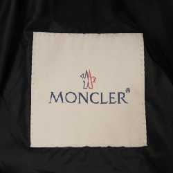 【Khuyến mãi】Áo khoác MONCLER 634911
