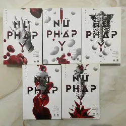 Nữ pháp y in lại