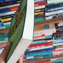 Khi các nhà kinh tế học nằm vùng - Tim Harford 596501