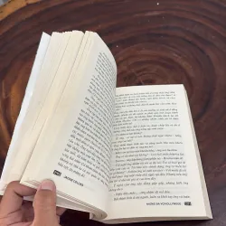 II Tiểu Thuyết: Những Bà Vợ Hollywood - Jackie Collins - 2012 1010431