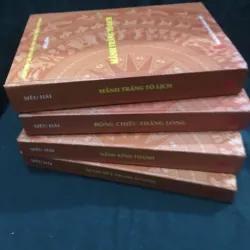 Bóng chiều Thăng Long, Mảnh trăng Tô Lịch, Ngọn bút tròn sương, nắng kinh thành 958122