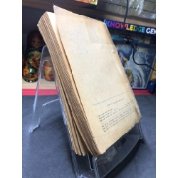 Những người báo bão 1983 mới 50% ố bẩn bung gáy nhẹ Vân Thảo HPB0906 SÁCH VĂN HỌC 459198