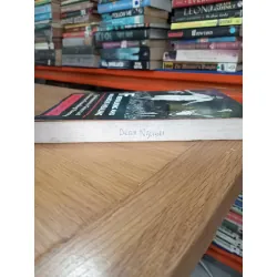 Firewalking and religious healing - Loring M. Danforth 598392