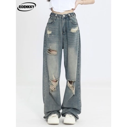 Quần jeans dáng rộng