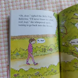 COMBO 2 CUỐN SÁCH THIẾU NHI LADYBIRD - FORGETFUL LITTLE FIREMAN ✨ LITTLE PINK BALLERINA 782499