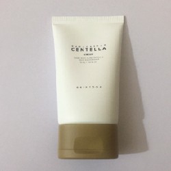 Kem dưỡng ẩm centella skin 1004 12546