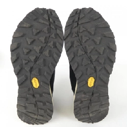 Giày sneaker CLARKS - Hàng hiệu Authentic 905395