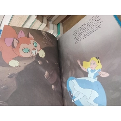 Classic Storybook Collection: Alice in wonderland - Disney 1023677
