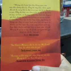 tiểu thuyết "Nhà Giả Kim" của nhà văn Paulo Coelho.  496636