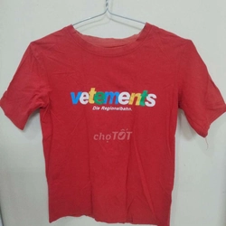 Áo Polo cộc tay đỏ Unisex hiệu *Vetements* size S 