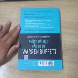 Những Bài Học Đầu Tư Từ Warren Buffett - Lawrence A.Cunningham 733586