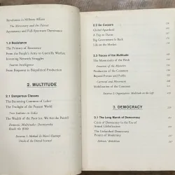 Multitude: War and Democracy in the Age of Empire - Michael Hardt & Antonio Negri 729009