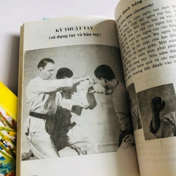 📚 SÁCH VỀ TAEKWONDO 542461