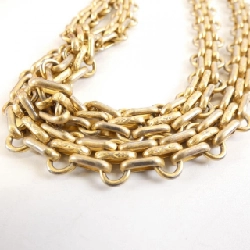 Túi xách chéo Chanel 37587 613817