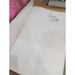 Lật tàu: Cuộc đời & cái chết của Anna Nicole Smith - Henrietta Tiefenthaler 603856