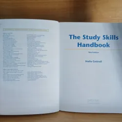 The Study Skills Handbook (Third Edition) - Stella Cottrell 936376