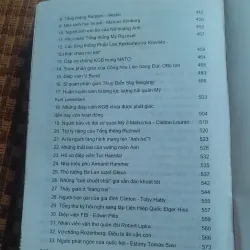 TRONG BÓNG TỐI ĐIỆN KREMLI 1024856