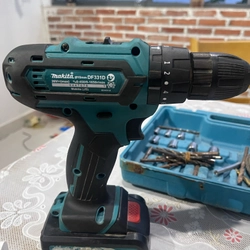 Máy khoan pin hiệu Makita 431251