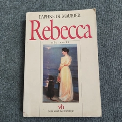 REBECCA - DAPHNE DU MAURIER