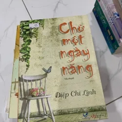 [Sách Cũ SCGR] Chờ một ngày nắng Diệp Chi Linh TKB2606 Truyện Ngôn Tình