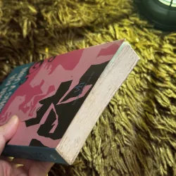 Con nhân mã trong vườn 1022211