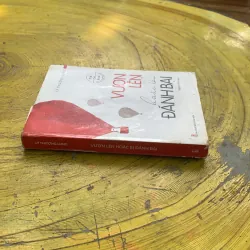 VƯƠN LÊN HOẶC BỊ ĐÁNH BẠI 747143