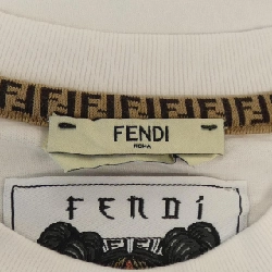 Áo thun FENDI NICKI MINAJ FS7255 A5XS 628061