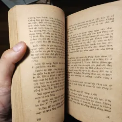 Những Mẫu Chuyện Về Đời Hoạt Động Của Hồ Chủ Tịch 1022205