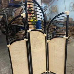 Bình phong mây khung đen hiện đại 708617