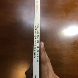 Trong một đêm tối trời tôi ra khỏi ngôi nhà tịnh mịch của mình - Peter Handke 589113