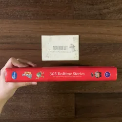Sách ngoại văn Disney 365 Bedtime Stories - Printed in Poland, Used, Bìa cứng 578056