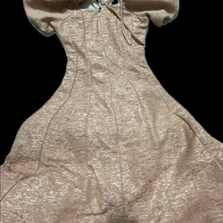 Đầm màu hồng nude, size M , còn mới 80% 471428