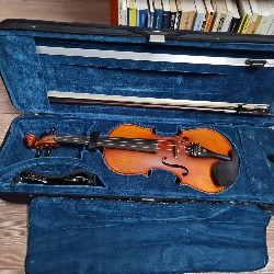 Đàn Violin sử dụng ít