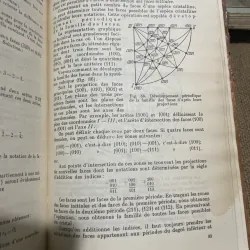 TRADUIT DU RUSSE - PRINCIPEN DE CRISIALE - E.FLINT - ÉDITIONS DE. MOSCOU- 570368