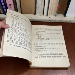 II Sách Kỹ Năng: Giải Quyết Những Nan Đề Cuộc Sống - DOROTHY L. JOHNS - 1988 575033