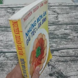 Tác giả Ng Dzoan Cẩm Vân- Những Món ăn đãi Tiệc & Gia đình 754988