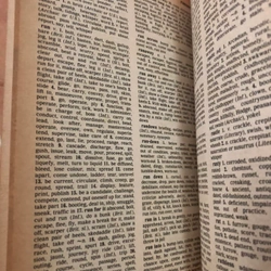 Sách Pocket reference thesaurus in A-Z form 306373