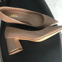 Giày nữ sz 36