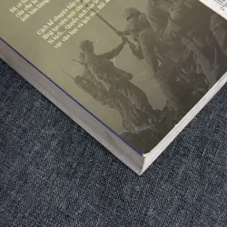 Ngọn cờ của cha - James Bradley, Ron Powers 936887