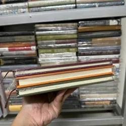 Combo 3 cuốn sách xưa: Chuyện cười cổ nhân - Chuyện giải buồn - Chuyện đời xưa (Bìa cứng) 689400