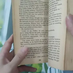 [MIỄN PHÍ BỌC SÁCH] [XƯA] Jingo (1998) - Terry Pratchett 1027221