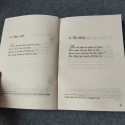 HỒ XUÂN HƯƠNG THƠ VÀ ĐỜI 729248