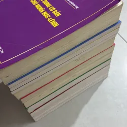 Bộ giáo trình trung cấp lý luận chính trị  764022