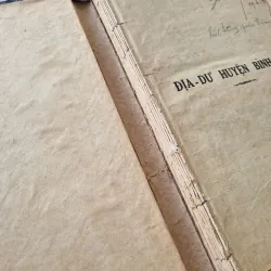 Địa dư huyện Bình Lục, xuất bản 1935, có thủ bút 1021682