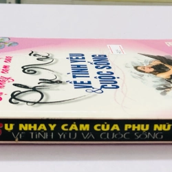 SỰ NHẠY CẢM CỦA PHỤ NỮ VỀ TÌNH YÊU & CUỘC SỐNG  - sách in giấy bóng, 369 trang, nxb: 2004 354919