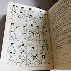 📚 SÁCH VỀ KARATE  🥋 542427